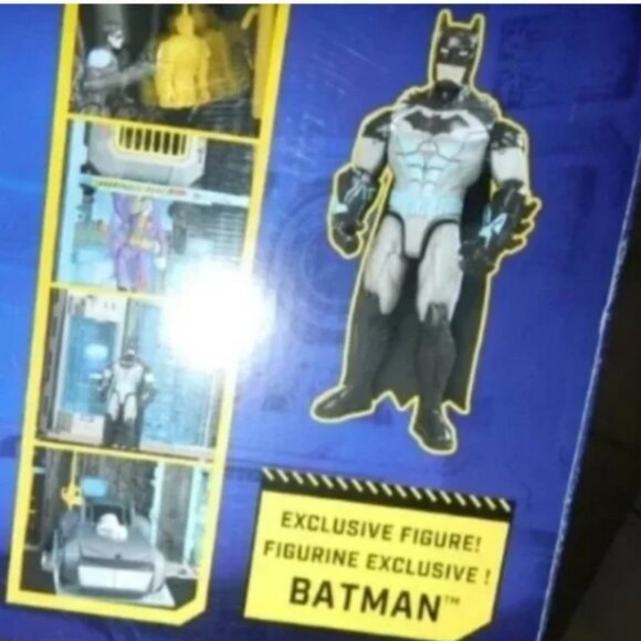 Batman Bat-Tech Batcave Giant Transforming Playset DC Comics🆕⌚📦🏃💨🚚 - Picture 13 of 16
